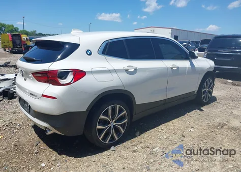 2018 BMW X2 xDrive28I z USA, uszkodzony, nr VIN WBXYJ5C30JEF76894